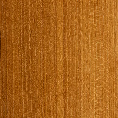 Veta de roble macizo en primer plano.